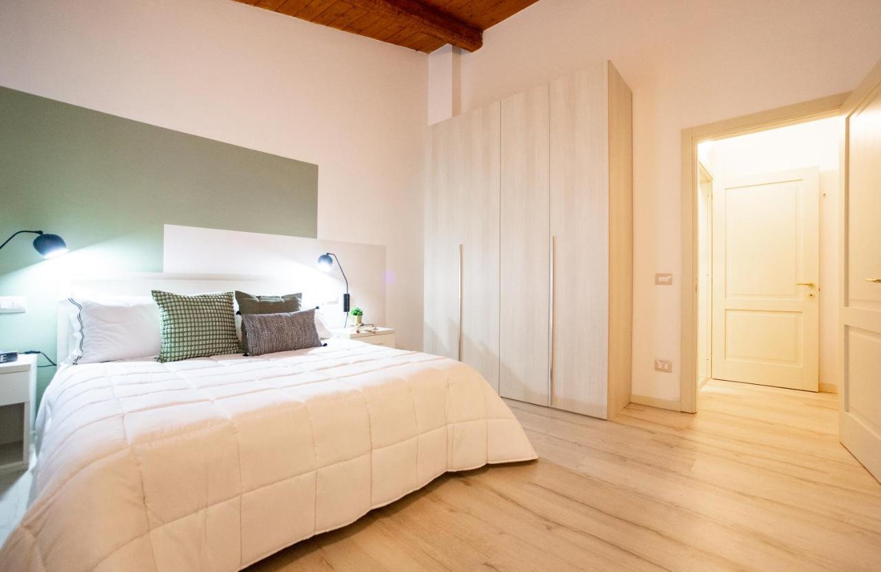 Chic Apartment In The Historic Center Of بيرودجا المظهر الخارجي الصورة